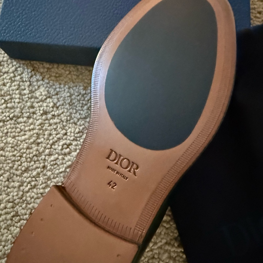 Dior Men's Elegant Black Slip-On Loafers - Picture 4 of 5